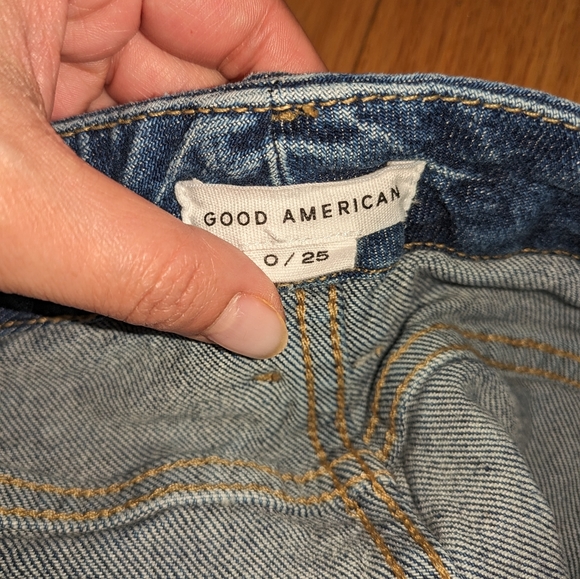 NWOT GOOD AMERICAN GOOD CLASSIC RAW HEM HIGH WAIST SLIM JEANS SIZE 0/25 - Picture 6 of 6